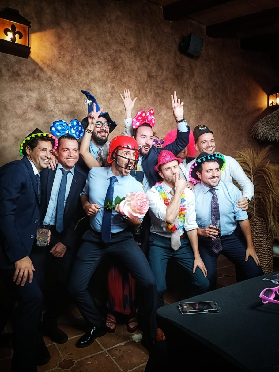 Gente atrezzo fotomatón